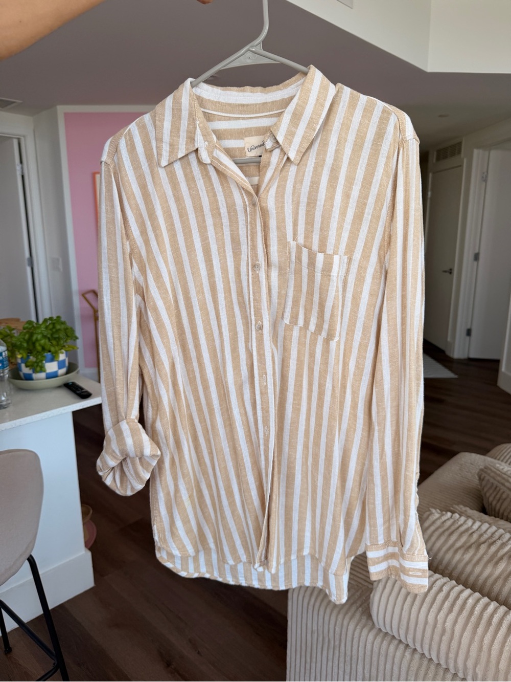 Universal Thread Beige and White Striped Shorts Set - Picture 2 of 3
